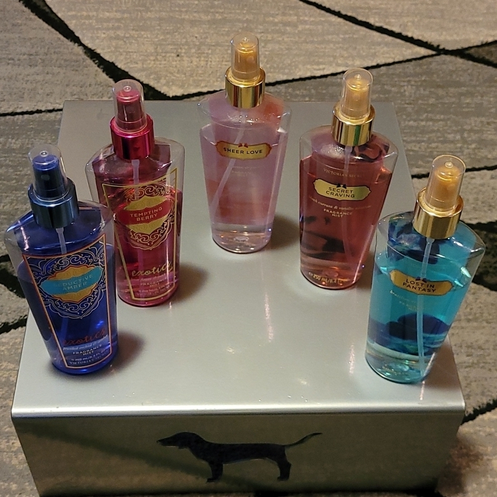Victoria Secret HTF bundle Price Firm - Picture 12 of 12